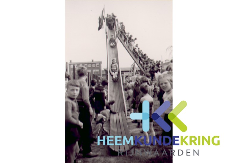 19 opening speeltuin